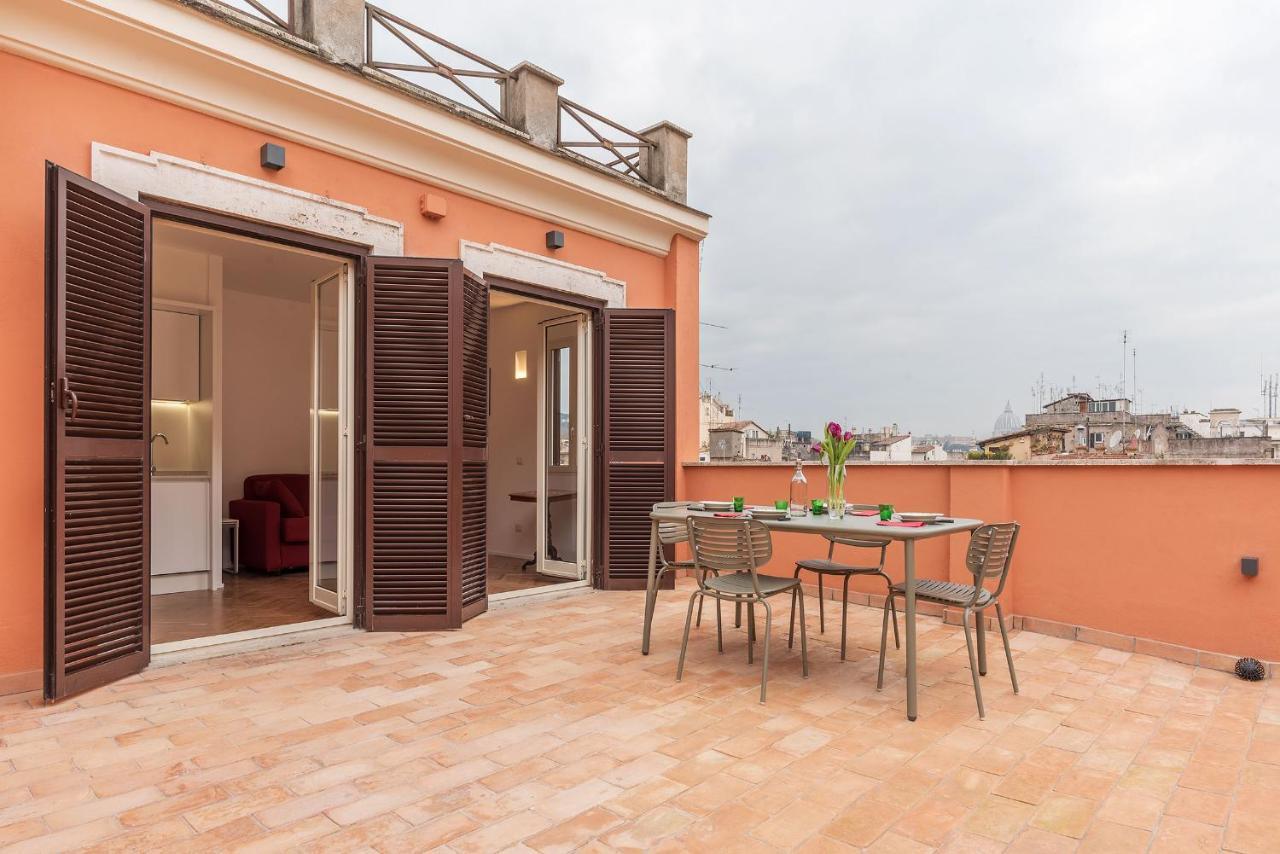 Apartment With Terrace In Via Del Pellegrino - FromhometoРим Екстериор снимка